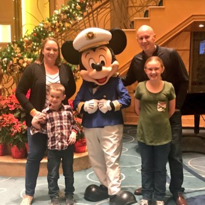 keggwxwife's profile picture. Wife. Mom. Runner. Crossfitter.