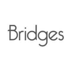 Bridges is a unique restaurant with a dynamic atmosphere, where you can enjoy a culinary lunch or dinner and
and surprising cocktails and beautiful wines.