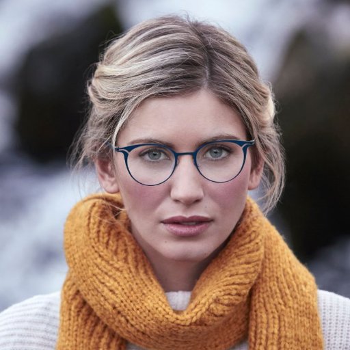 Solent Spectacles is a family run company, which is committed to providing high quality spectacles at inexpensive prices. We have 100s of different style frames