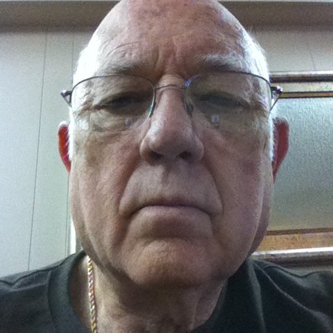 Aging Christian Conservative. Retired from Farmland Industries oil refinery. Nuff said!