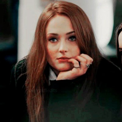 ◤ ｂａｔｗｉｎｇ. ◢【𝙄 𝙬𝙖𝙨 𝙨𝙪𝙥𝙥𝙤𝙨𝙚𝙙 𝙩𝙤 𝙗𝙚 𝙩𝙝𝙚 𝙨𝙩𝙧𝙤𝙣𝙜 𝙤𝙣𝙚, 𝙗𝙪𝙩 𝙩𝙝𝙚𝙮 𝙝𝙖𝙫𝙚 𝙗𝙧𝙤𝙠𝙚𝙣 𝙢𝙚.】❝why did you leave me? I needed you.❞⋮𝖨 𝖼𝖺𝗇'𝗍 𝖽𝗈 𝗍𝗁𝗂𝗌. 𝖭𝗈𝗍 𝖺𝗇𝗒𝗆𝗈𝗋𝖾.⋮