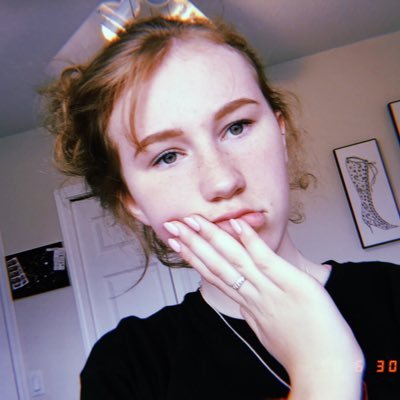 pyperlavi's profile picture. Instagram: pyperlaviolette_                                Snapchat: pyperlaviolett3