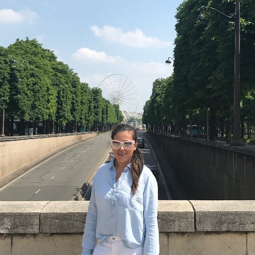 isabelleibiapin's profile picture. 🇧🇷, ✈️ Traveling, 📷Photography 📚Future Teacher🍎