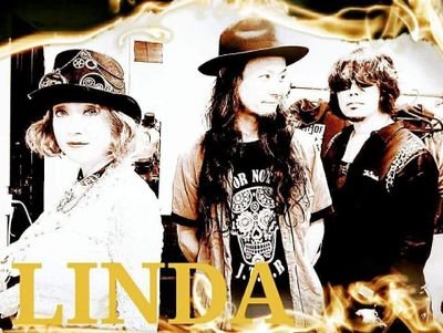 札幌のロックンロール3ピースバンドLINDA。
札幌を中心とした国内、海外では台湾のtourも廻りLIVE数も多く活動中🎵
結成20年目。CDアルバムやマキシシングルも発売中。
Gu.voゆうき(@YukiLINDA1), Ba PEE, Dr あつこ(@DrLINDADr)