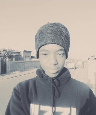 SpHiWe09702766's profile picture. i 💓 WeeD 

😊