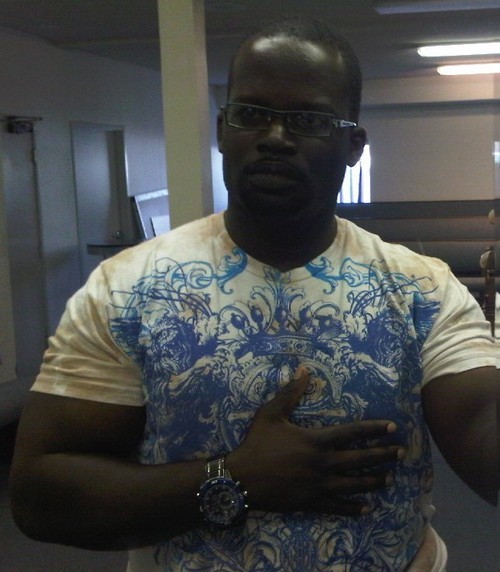 l3a5t's profile picture. Certified Professional Bitmoji Critic