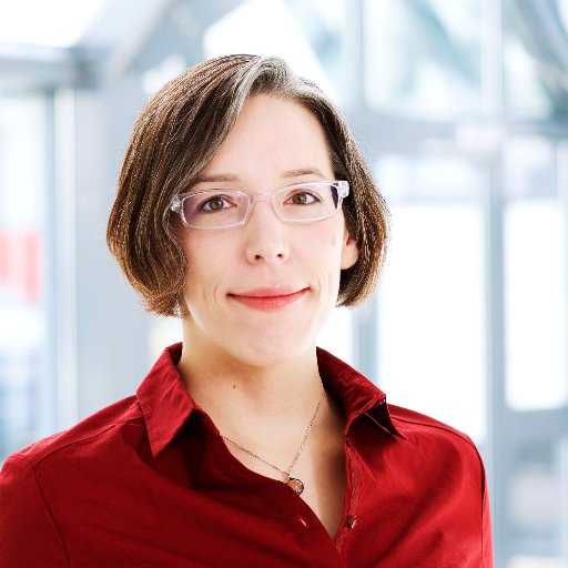 JenKnieper's profile picture. M.A. Komparatistik, #highered #kulturwissenschaft #DIY #steampunk