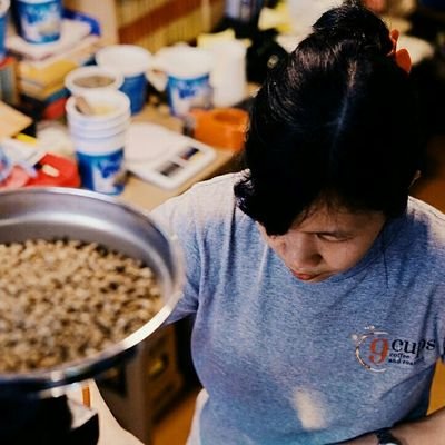 JapLau's profile picture. Full time Mom, Part Time Roaster / Barista / Cupper @9cupscoffee