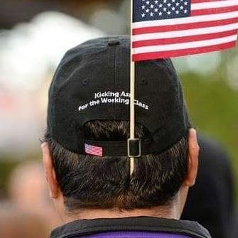 czmartinez's profile picture. 