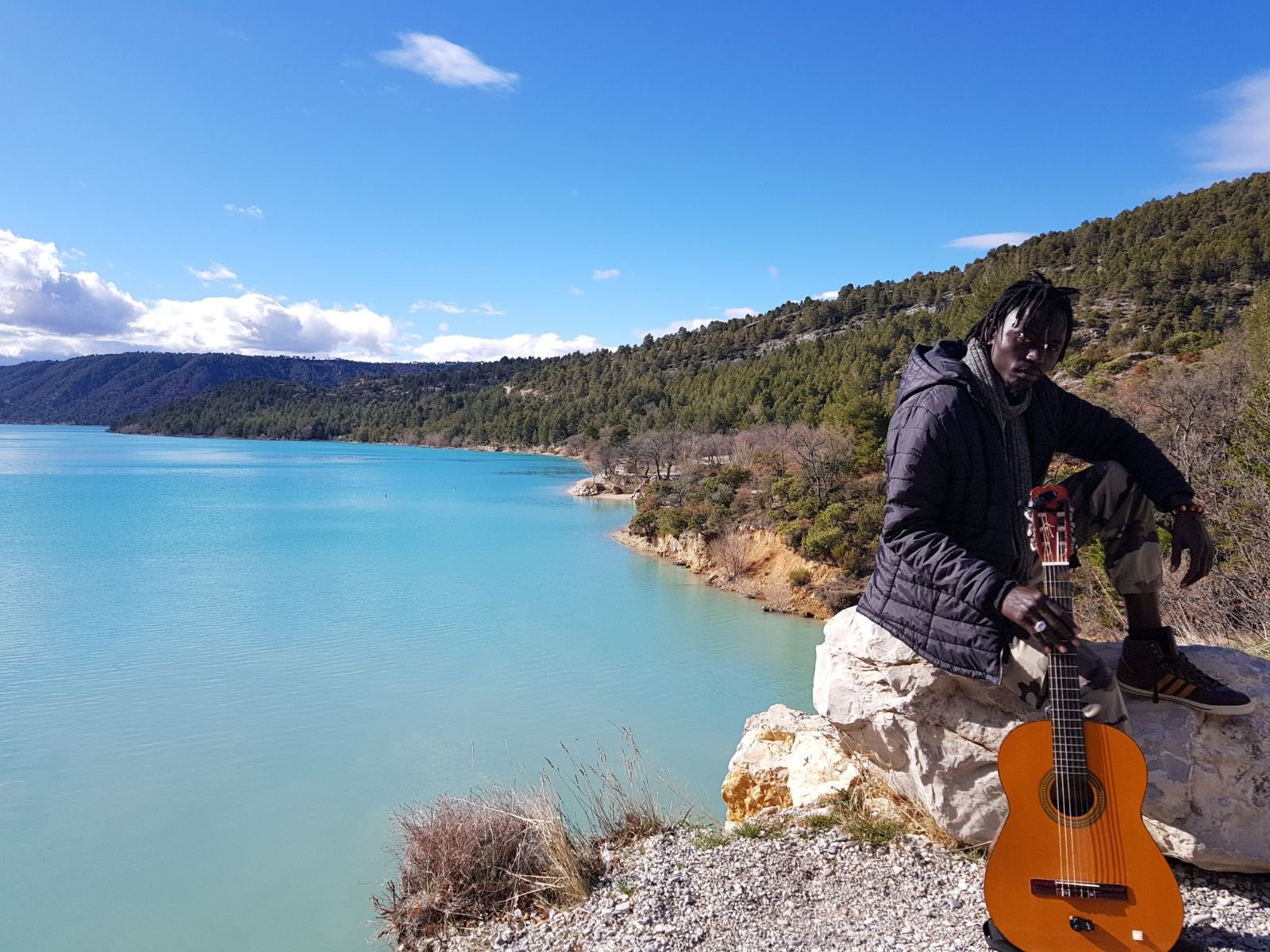 ZicloE's profile picture. chanteur  auteur compositeur interprète