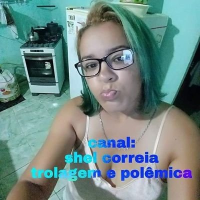 Sou chata
Nao sou romântica
Sou sonhadora
Mas cadinha!!!sou pisciana