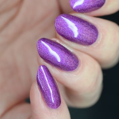 UK Nail Blogger • Chocolate Lover • PR Friendly: polisheddreamsblog@gmail.com