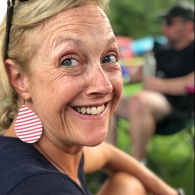 Personal Trainer, Nutrition Coach, Mom of 2 boys and a dog, pianist
