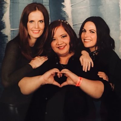 I’m thankful that i love everything Disney, and had the oppurtunity to have watch Once Upon a time, because i had a chance to meet my idols Bex and Lana 😍🥰