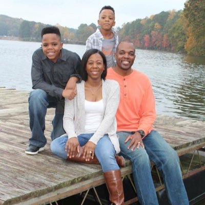 derricktilmon42's profile picture. 