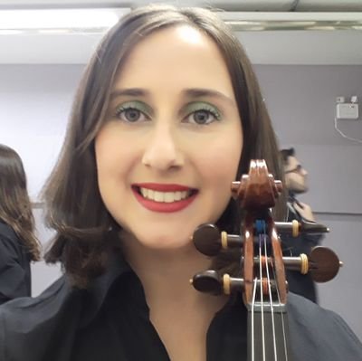Violinista Orquestra Prelúdio Joinville
Licenciatura em Música - Claretiano Blumenau