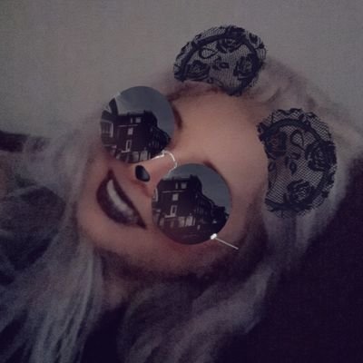 My_World_05's profile picture. Make your life your own masterpiece... 📷 Sprinkle kindness like confetti.. 🎉 💗👨‍👩‍👦🐶💞 🎵🎶 ⚾️ 🏈🌟 #keepfamiliestogether