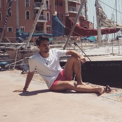 PabloMateoo's profile picture. Per aspera ad Astra.