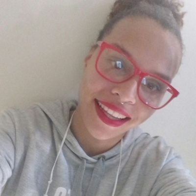 JhujubaColorid2's profile picture. pessoa boazinha só se fode 😡😕