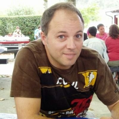 zubi1972's profile picture. 