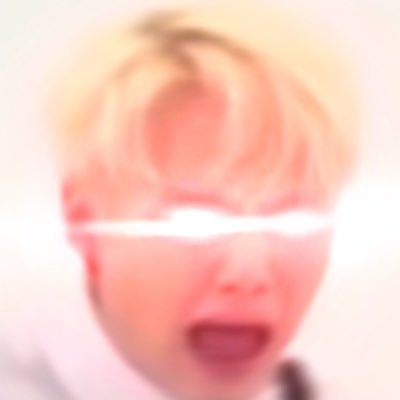 Dopl3r Com Memes The Lens Flare In This Photo Looks Like