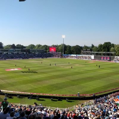 YatharthR66's profile picture. Ghor-critic of everything. Food and Travel blog reader, wanna be blogger. Politics, Economics and Astrophysics lover. 🧐