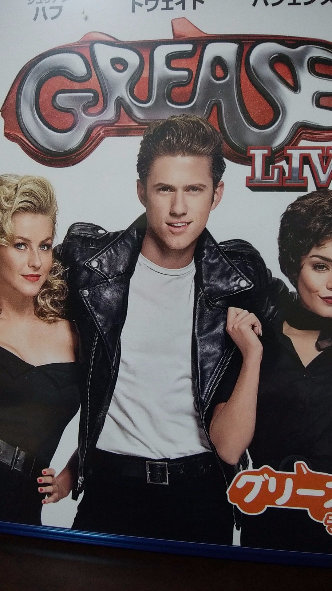 aki85900776's profile picture. アーロントヴェイト仲間が欲しいです
レミゼが好き