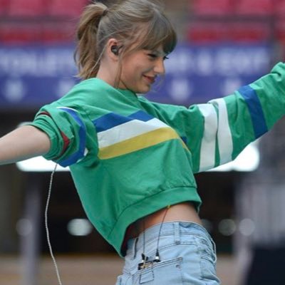 BigRepuSwiftie's profile picture. and in the death of her reputation, she felt truly alive— |22. San Diego. Swiftie since ‘06. Pasadena night 1| DWOHT & Getaway Car STAN