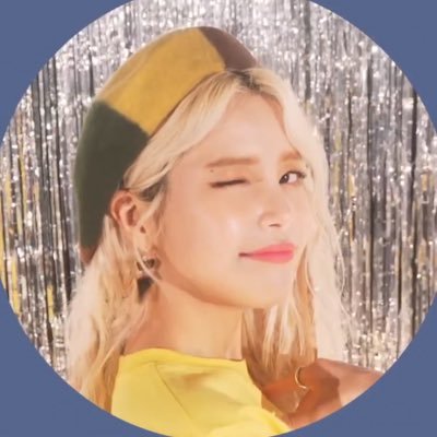 용이 보고싶은 매일 /                                                              fan account