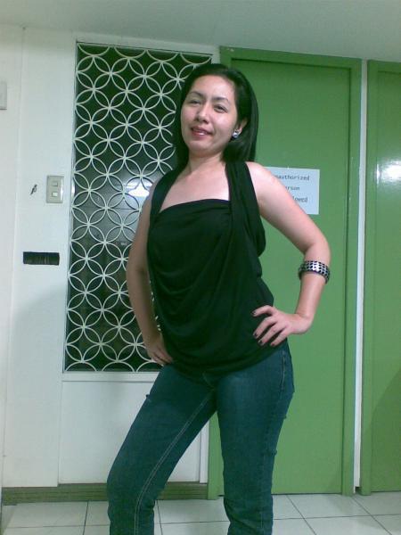 sweet, loving and caring
may pagka suplada pala heheh