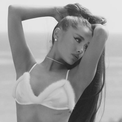 ARIGRANDE_02's profile picture. Hello, i’m a big fan of Ariana Grande.