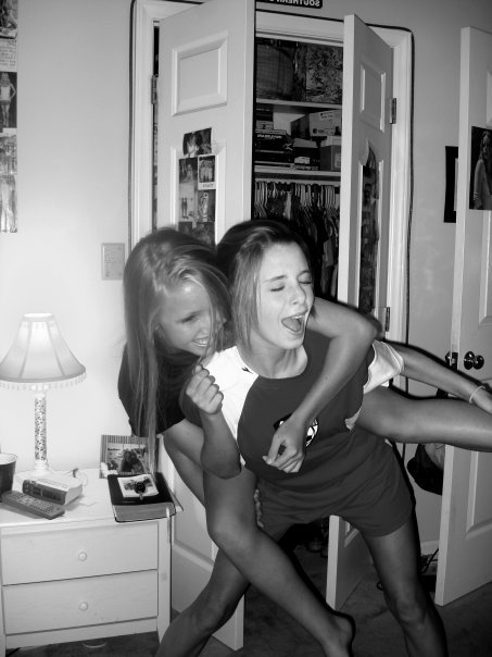 Elizabethsjmo's profile picture. 