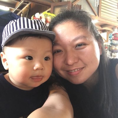 siripor16913207's profile picture. 