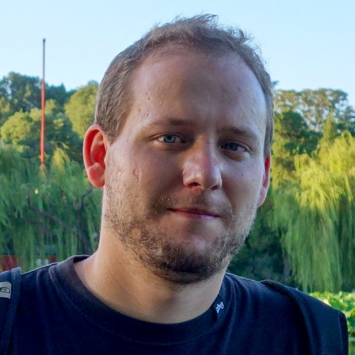 Software Engineer @reddit ; previously @etsy @tophat ; he/him ; 💻✈️📷🍻🐱⚽🇨🇦🇫🇷🇧🇪