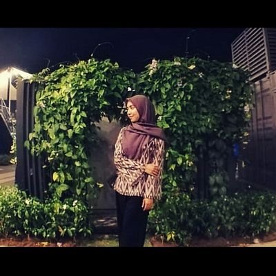 ainatunnatrah's profile picture. Don't follow. I'm boring.