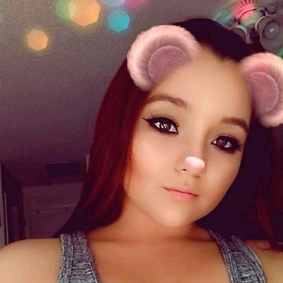 Monique75295287's profile picture. 😛