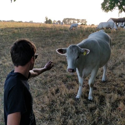 TeodorFriden's profile picture. Längtar efter en egen trädgård.