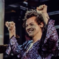 E (@rightbackhome2u) 's Twitter Profile