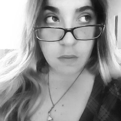 I want to make a spectacle of my inappropriateness. 💋