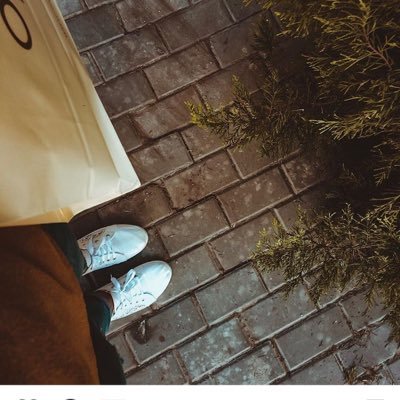 latifam95's profile picture. 