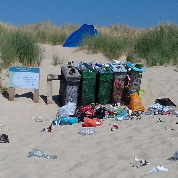 It's time for @NationalTrust to protect Studland beach - make the public #TakeLitterHome! Share your pictures with us here to call for #LitterFree beaches.