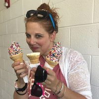 Kelli Bradshaw (@bshawtweets) 's Twitter Profile Photo