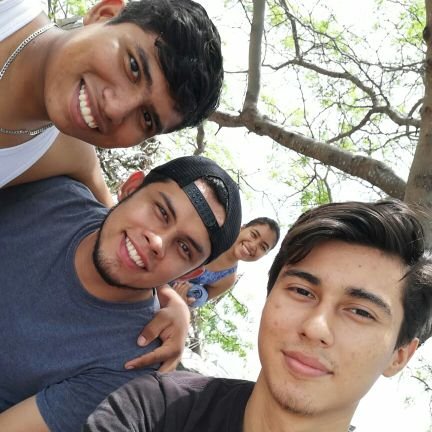 Dorland95's profile picture. Scout y amante de la vida al aire libre, aficionado a todo tipo de deportes.