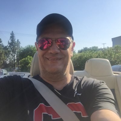 chrisvlachos's profile picture. Je t' aime !!!