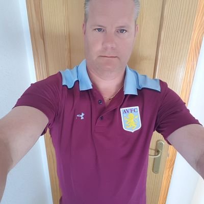 Fun loving people's person. Family. Friends. AVFC since 1975. Love live music. Cancer survivor.
