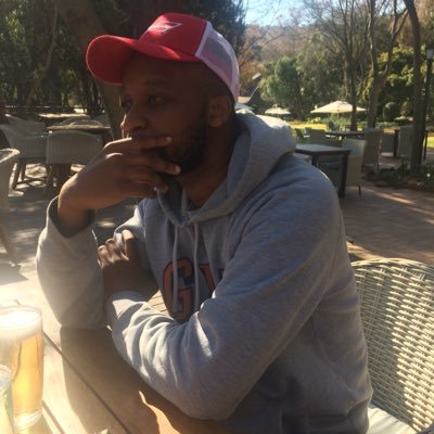 AsandaG's profile picture. Lover of all things that start with a B.