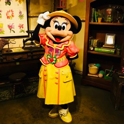 Bonvoyage_MS's profile picture. D垢/99年🚹/大学生/ディズニー勉強中/D垢フォロバ100％/ショーパレグリ派(アトラクも好き)/イン友募集中☺️/ウメチャンネル・AINYANTUBE・りょーすけ・Jester SerraなどのディズニーYouTubeよく見ます/ディズニー好きの人フォローお願いします🙇‍♂️