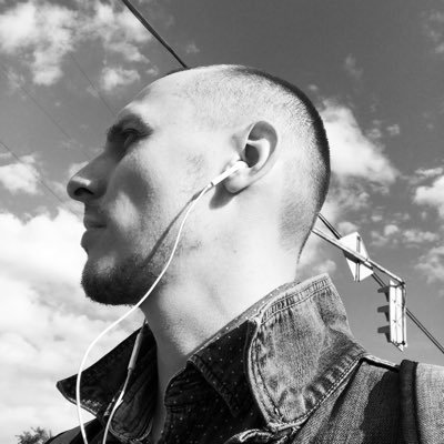 JIAH3EP's profile picture. Верю в себя и в истину, которая где-то рядом.