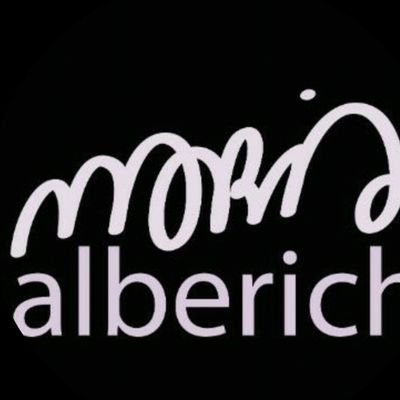 MariaAlberich1's profile picture. Comunicació i anàlisi. Anàlisi i comunicació.