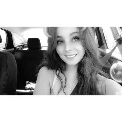 sarah_victoriaa's profile picture. let your faith be bigger than your fear💙
Instagram-watsonvictoriasarah